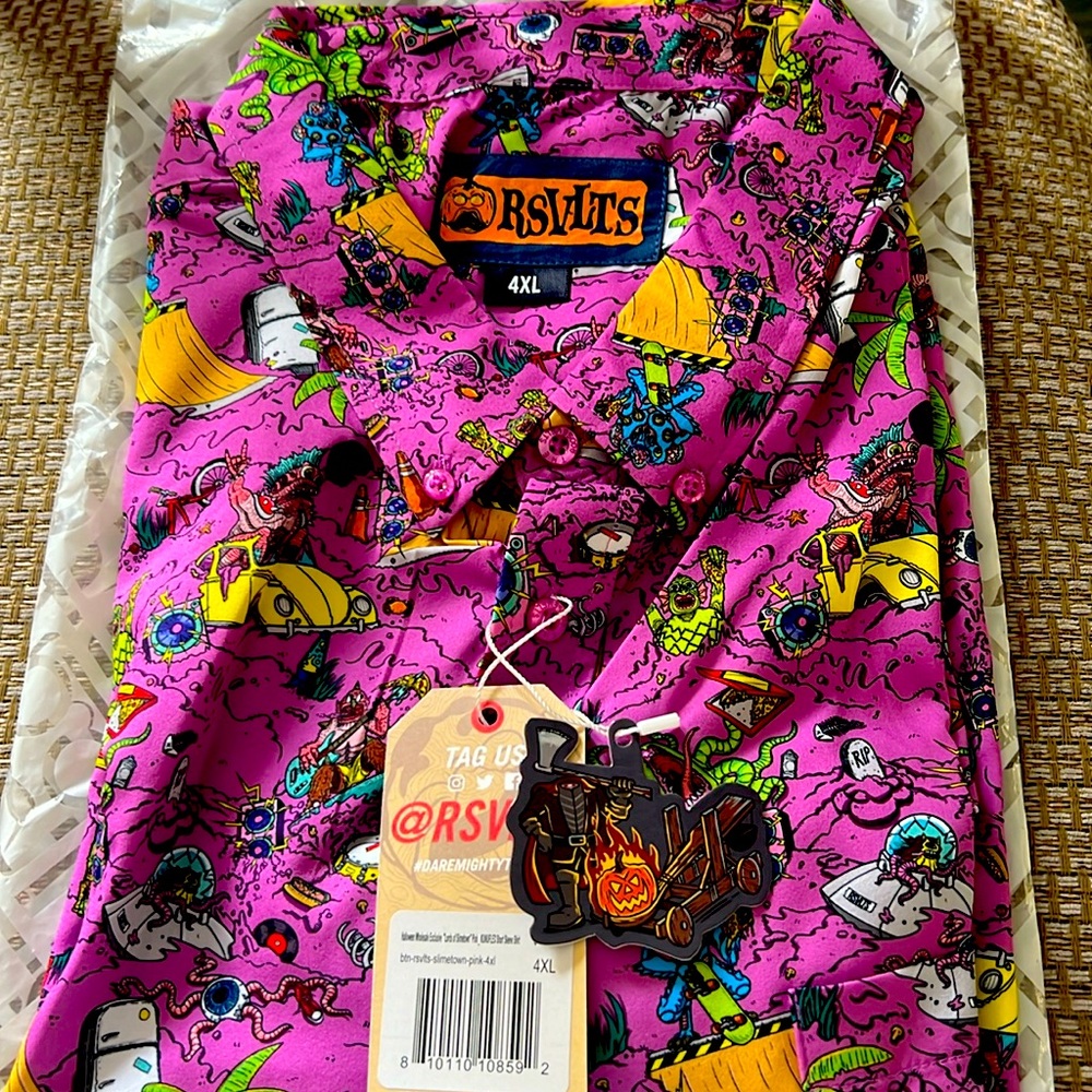 Halloween wholesale exclusive Lords of Slimetown. RSVLTS 4XL